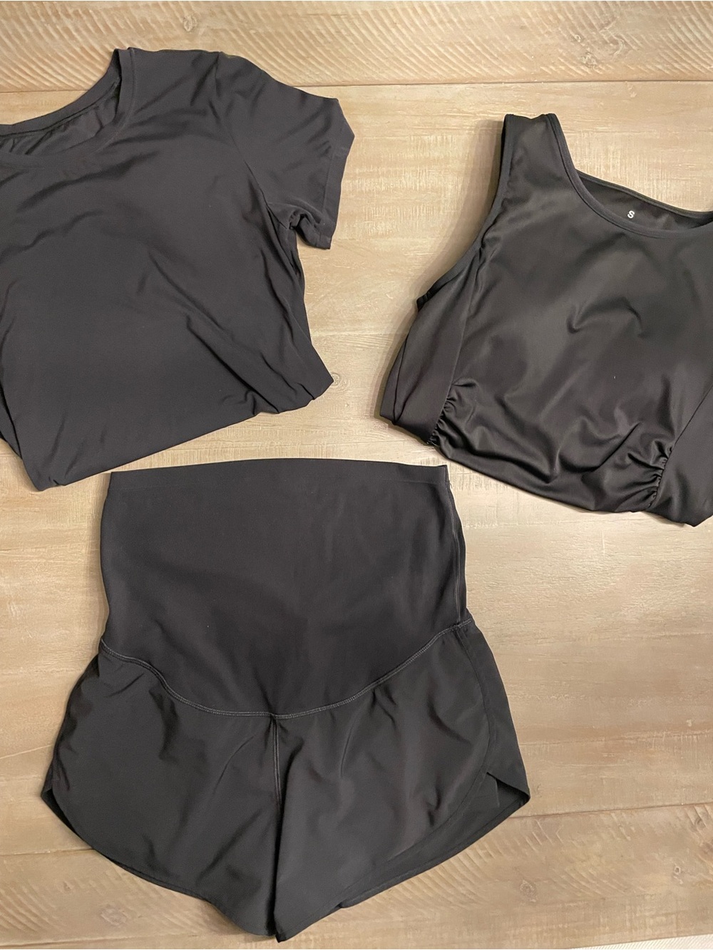CRZ Yoga maternity activewear set black shorts tank shirt small